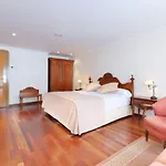 Nayade Hotel
