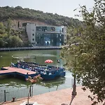 Nayade 3*