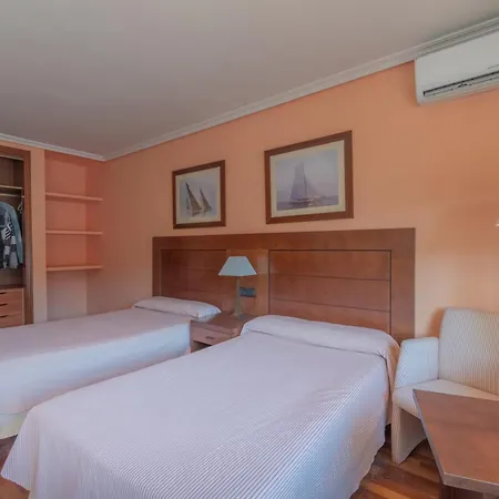 Nayade 3* Los Ángeles de San Rafael