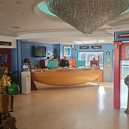 Nayade 3* Los Ángeles de San Rafael